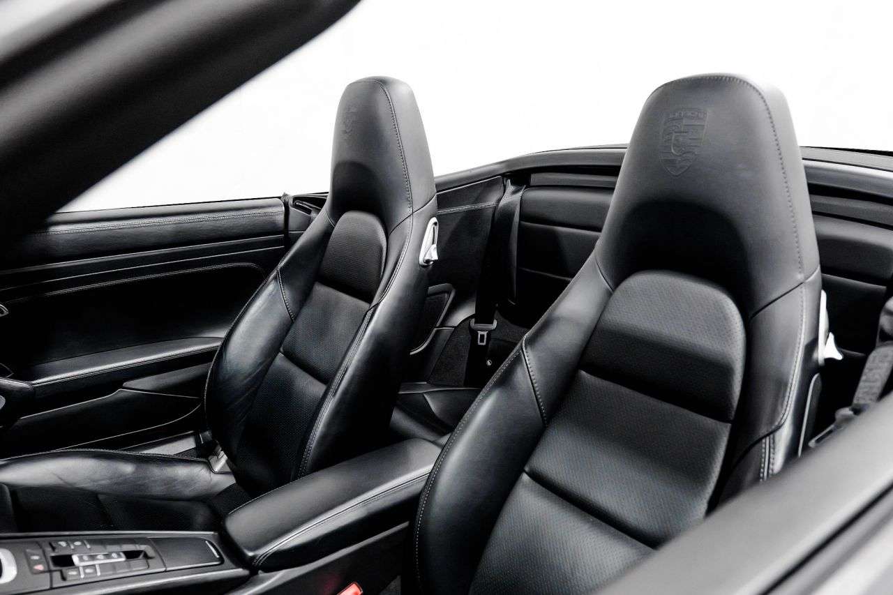 2016 PORSCHE 911 2016 PORSCHE 911