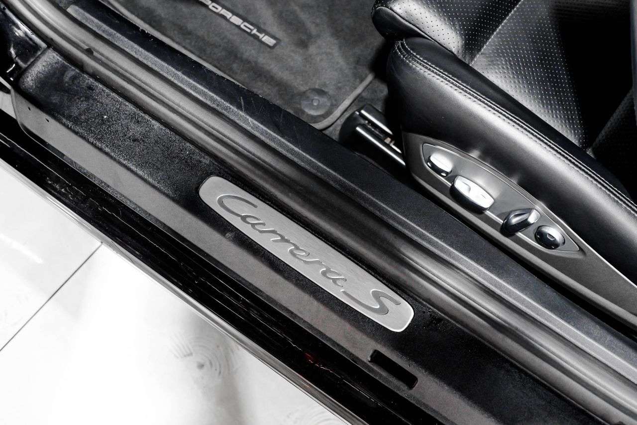 2016 PORSCHE 911 2016 PORSCHE 911