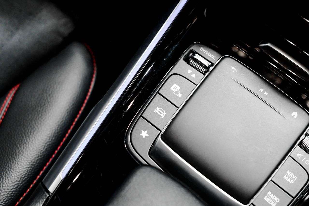 2021 MERCEDES-BENZ GLB 2021 MERCEDES-BENZ GLB