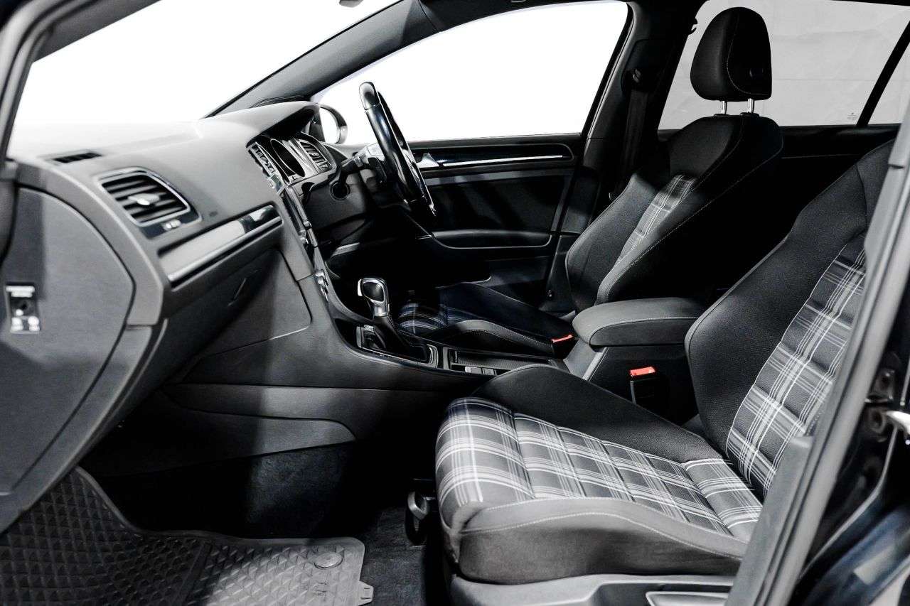 2016 VOLKSWAGEN GOLF 2016 VOLKSWAGEN GOLF