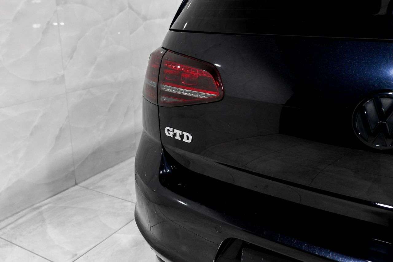 2016 VOLKSWAGEN GOLF 2016 VOLKSWAGEN GOLF