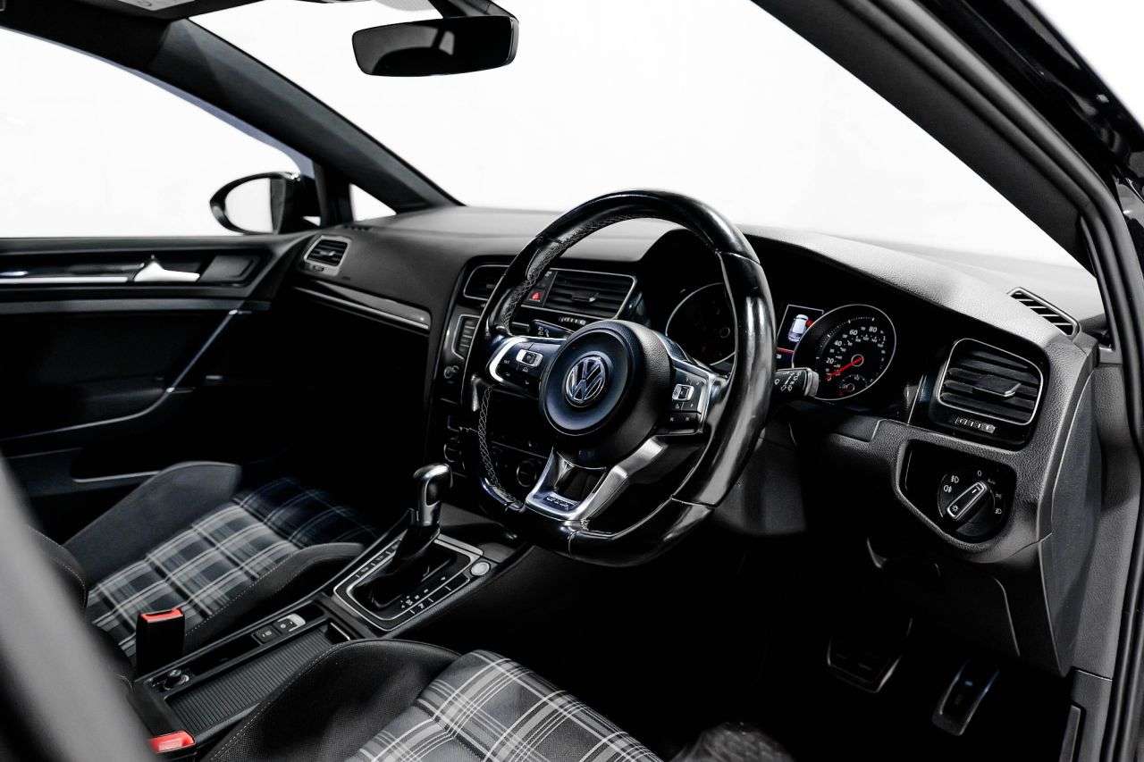 2016 VOLKSWAGEN GOLF 2016 VOLKSWAGEN GOLF