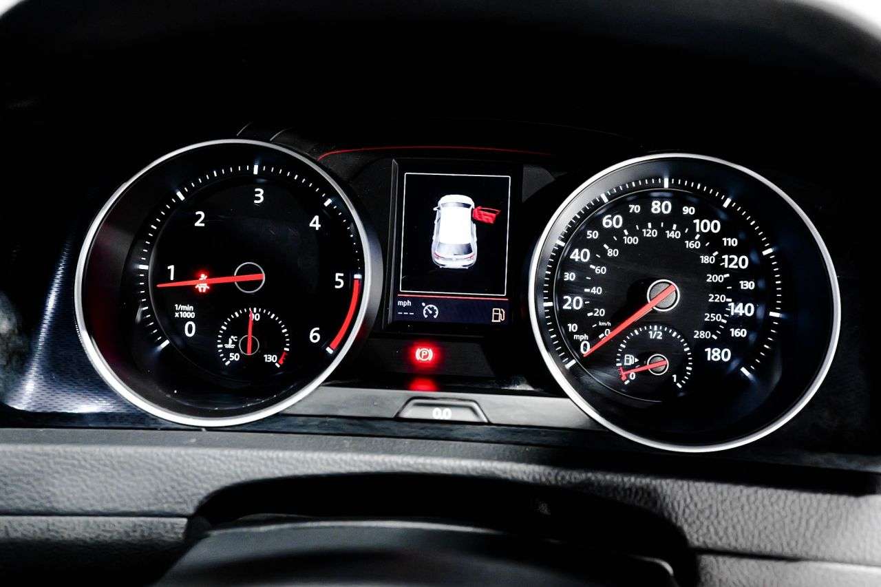 2016 VOLKSWAGEN GOLF 2016 VOLKSWAGEN GOLF