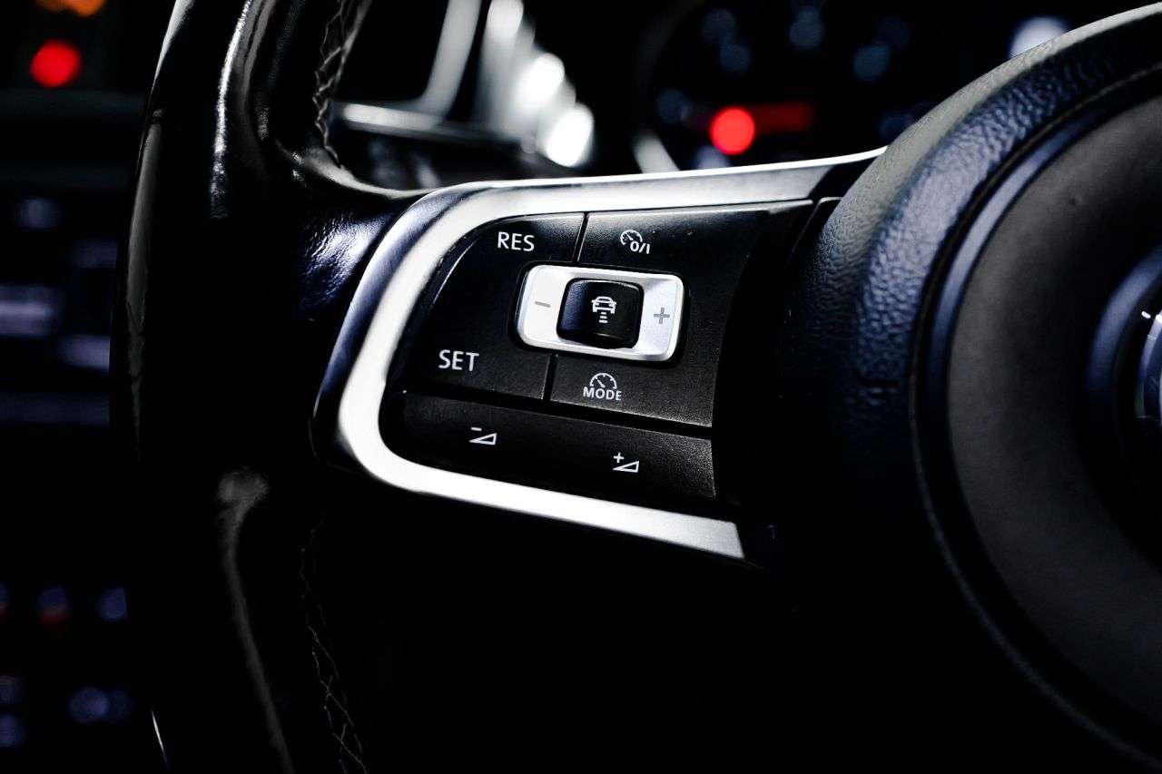 2016 VOLKSWAGEN GOLF 2016 VOLKSWAGEN GOLF