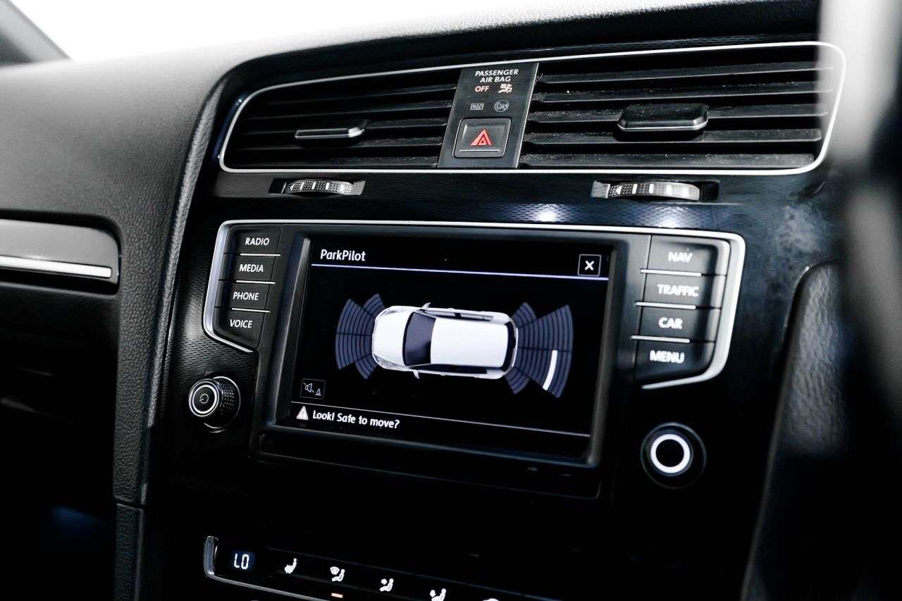 2016 VOLKSWAGEN GOLF 2016 VOLKSWAGEN GOLF