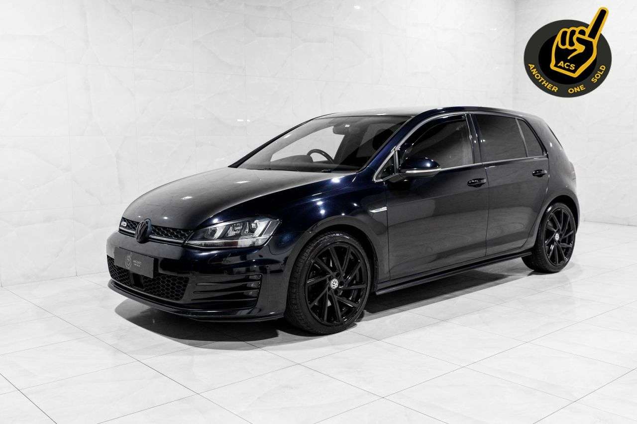 A 2016 VOLKSWAGEN GOLF 2.0 TDI BlueMotion Tech GTD Hatchback 5dr Diesel DSG Euro 6 (s/s) (184 ps) A 2016 VOLKSWAGEN GOLF 2.0 TDI BlueMotion Tech GTD Hatchback 5dr Diesel DSG Euro 6 (s/s) (184 ps)