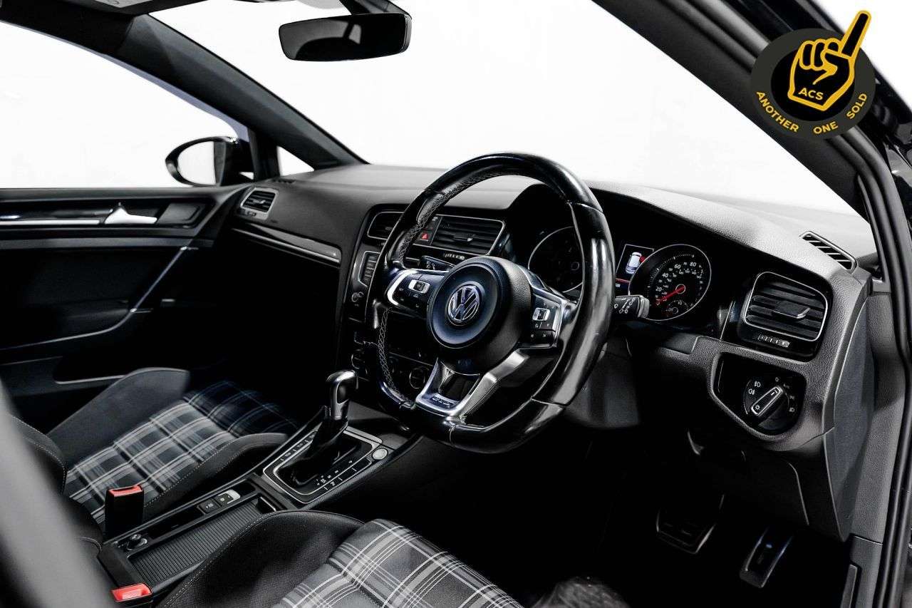 2016 VOLKSWAGEN GOLF 2016 VOLKSWAGEN GOLF