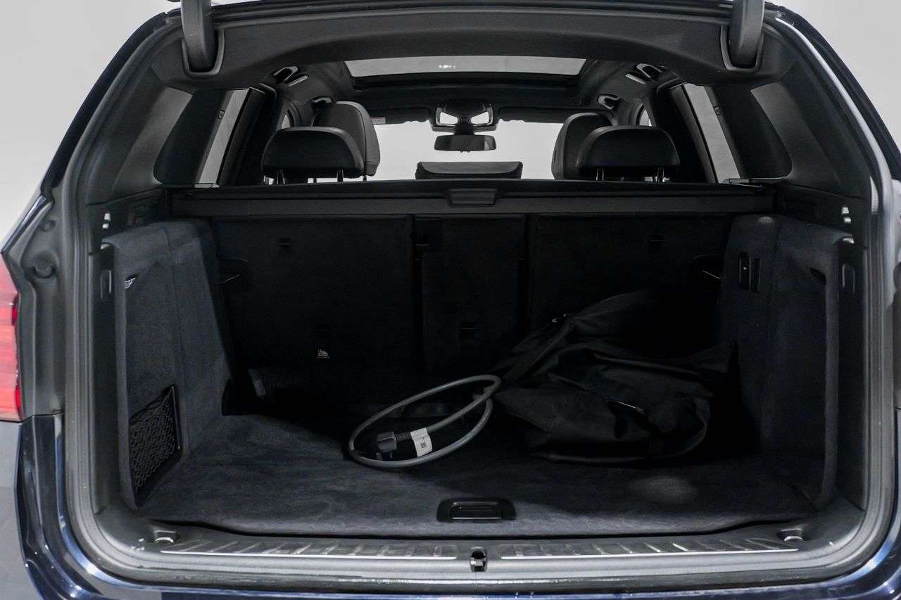 2021 BMW IX3 2021 BMW IX3