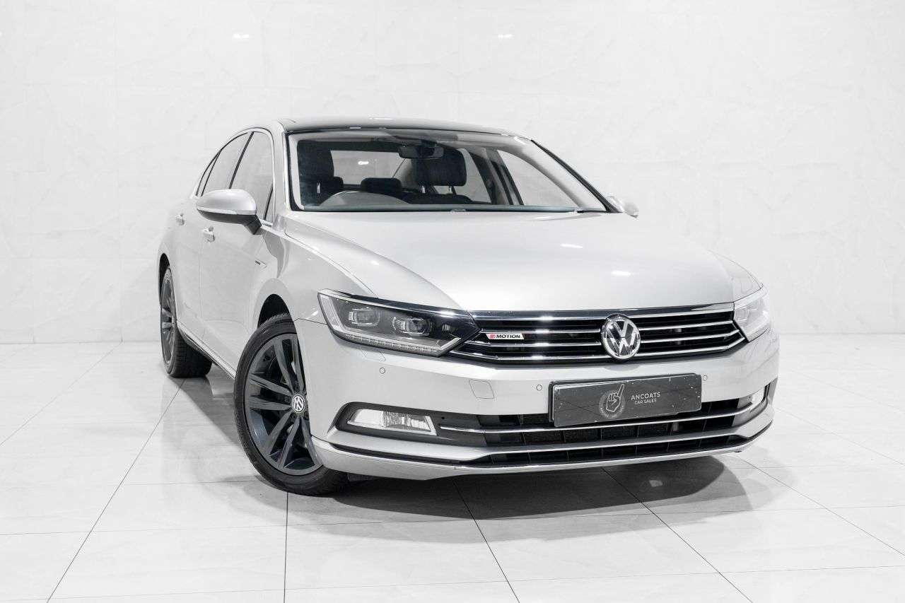 A 2017 VOLKSWAGEN PASSAT 2.0 BiTDI BlueMotion Tech GT Saloon 4dr Diesel DSG 4Motion Euro 6 (s/s) (24 A 2017 VOLKSWAGEN PASSAT 2.0 BiTDI BlueMotion Tech GT Saloon 4dr Diesel DSG 4Motion Euro 6 (s/s) (24