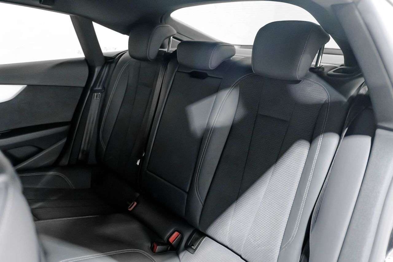 2022 AUDI A5 2022 AUDI A5