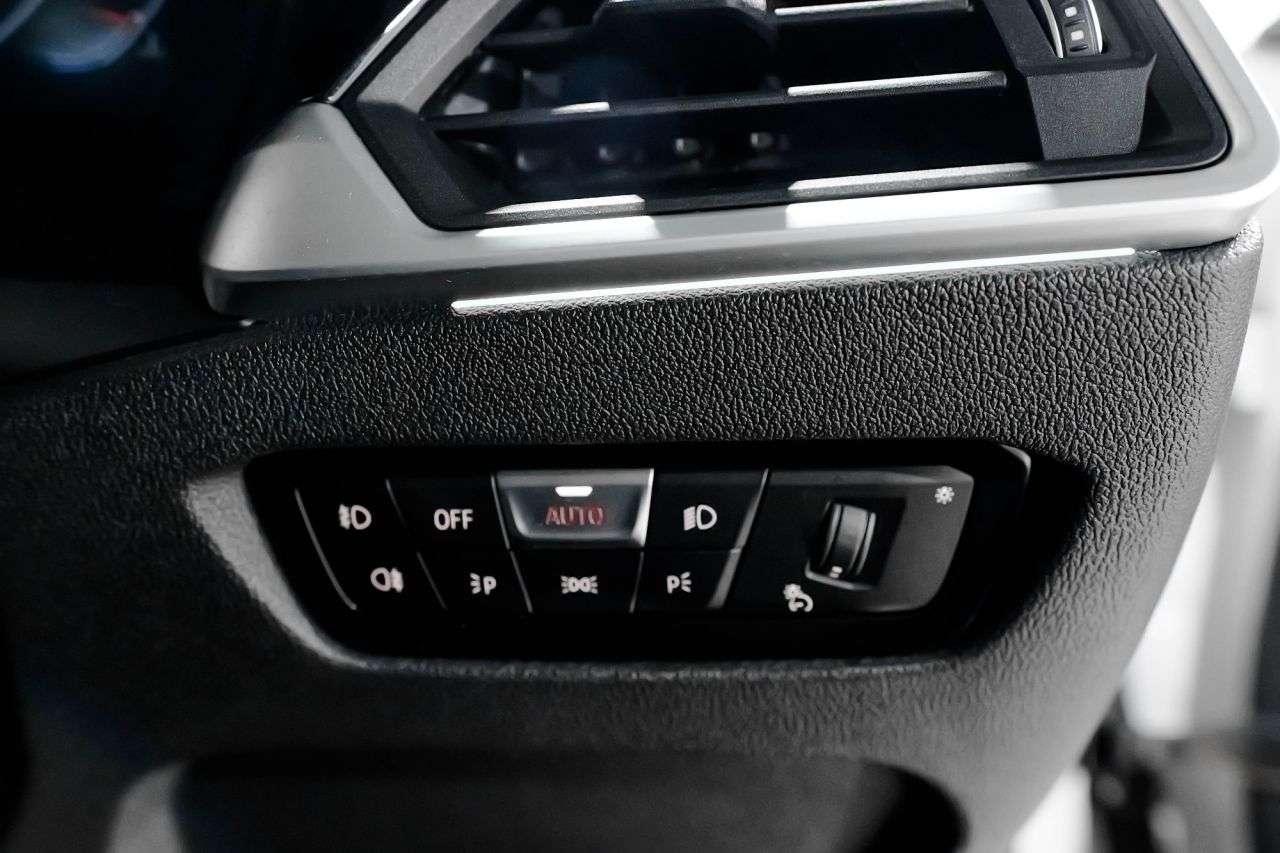 2019 BMW 3 SERIES 2019 BMW 3 SERIES