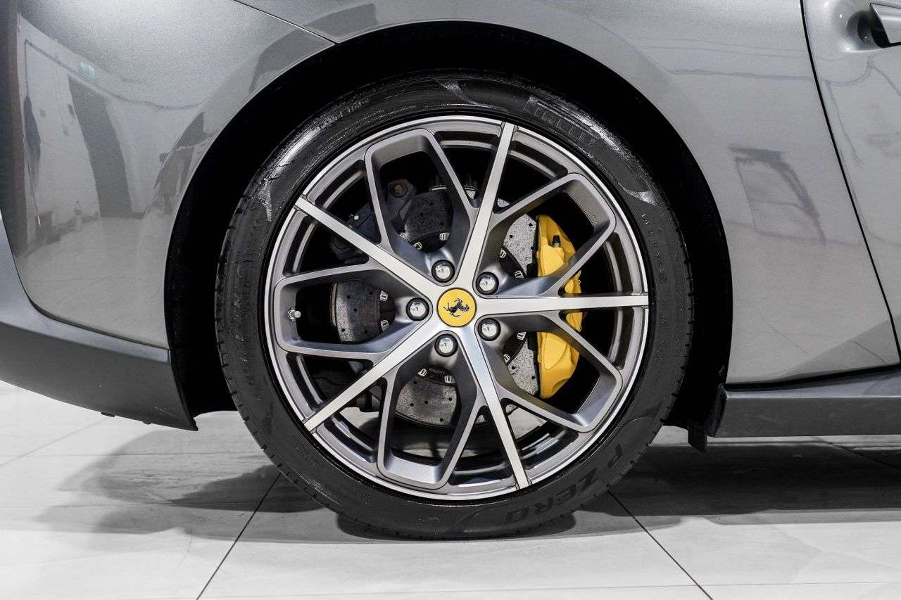 2019 FERRARI PORTOFINO 2019 FERRARI PORTOFINO