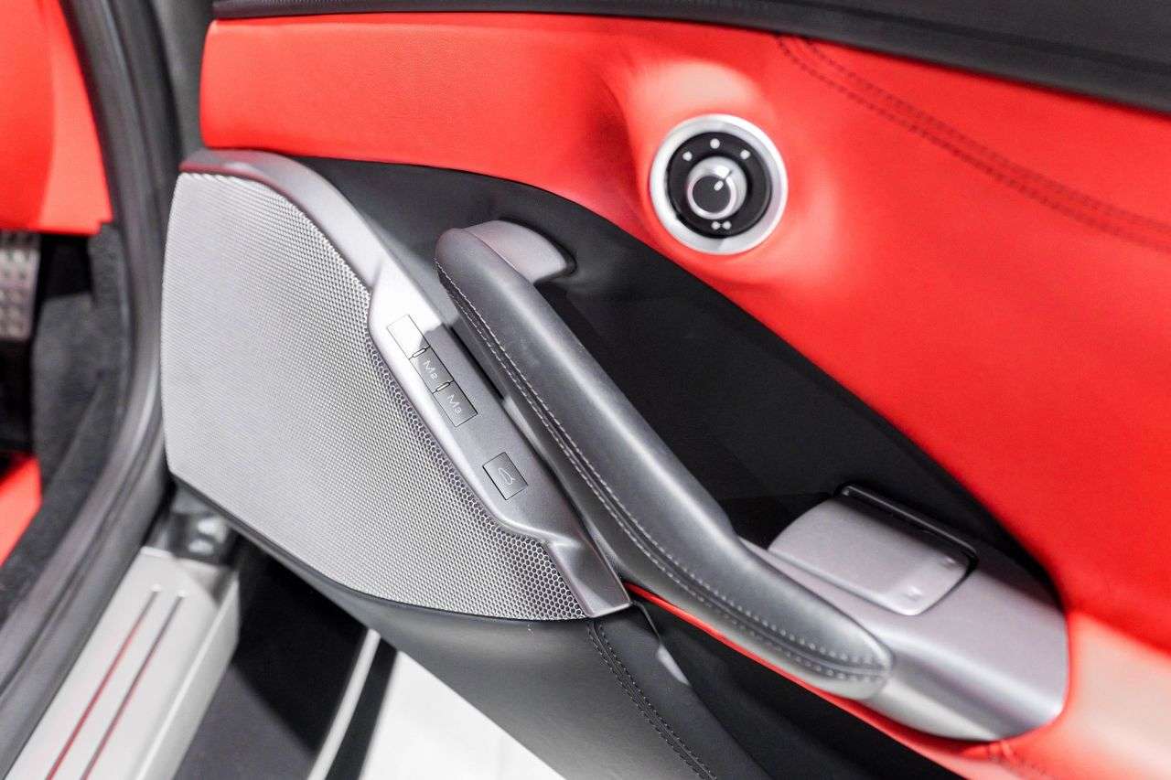 2019 FERRARI PORTOFINO 2019 FERRARI PORTOFINO