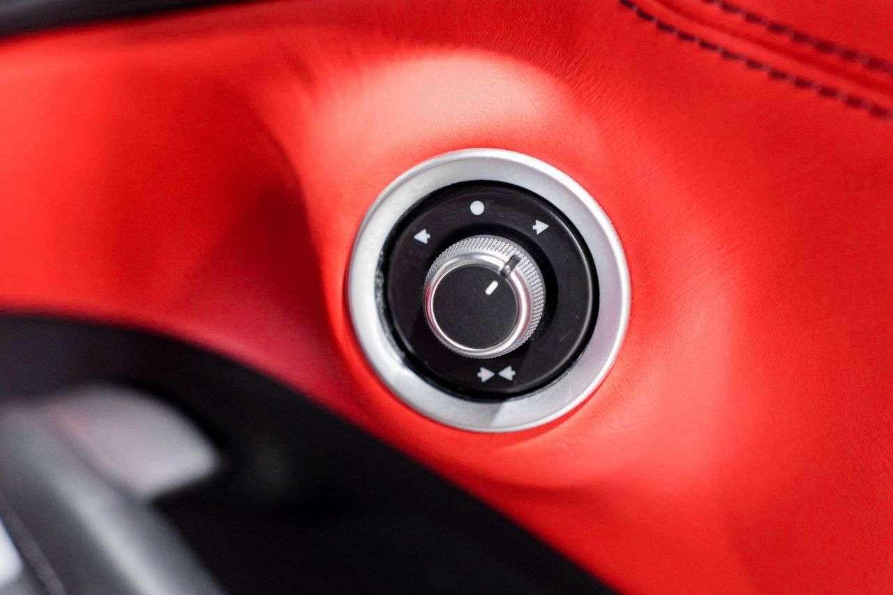 2019 FERRARI PORTOFINO 2019 FERRARI PORTOFINO