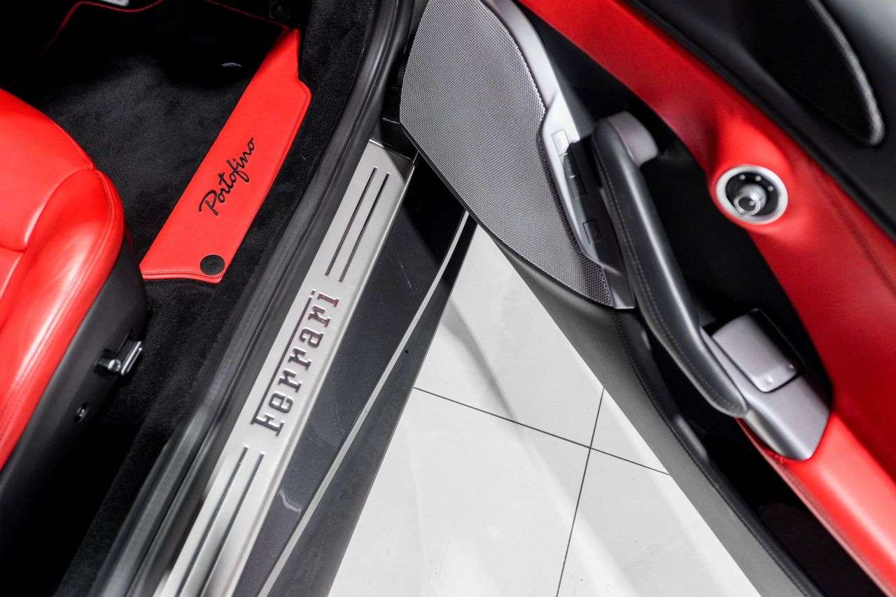 2019 FERRARI PORTOFINO 2019 FERRARI PORTOFINO