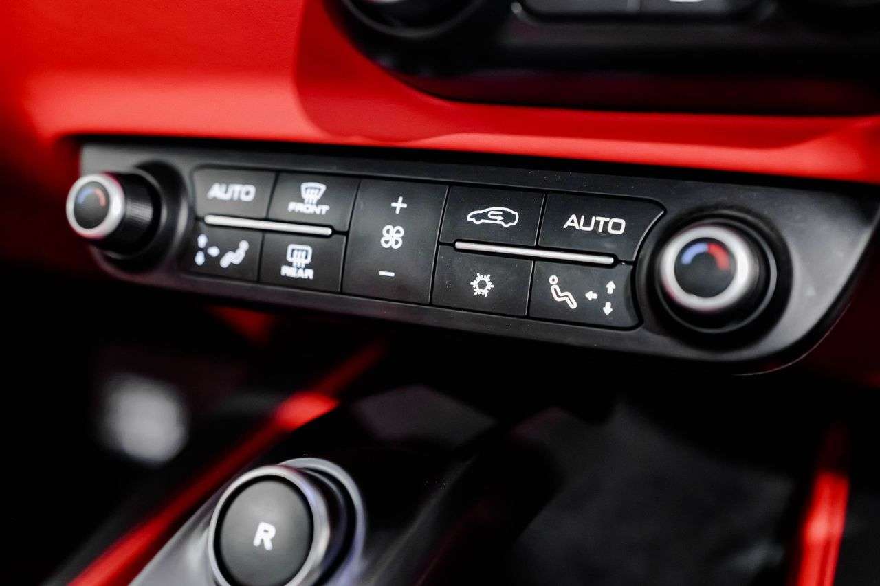 2019 FERRARI PORTOFINO 2019 FERRARI PORTOFINO