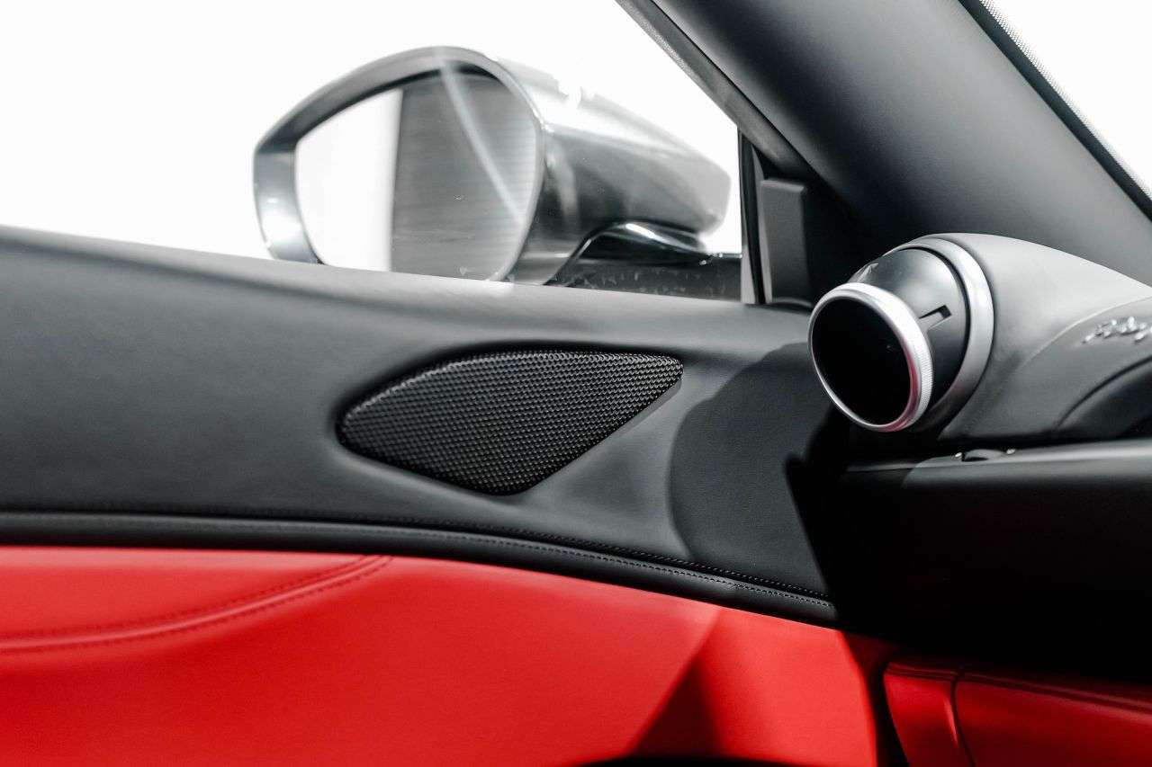 2019 FERRARI PORTOFINO 2019 FERRARI PORTOFINO