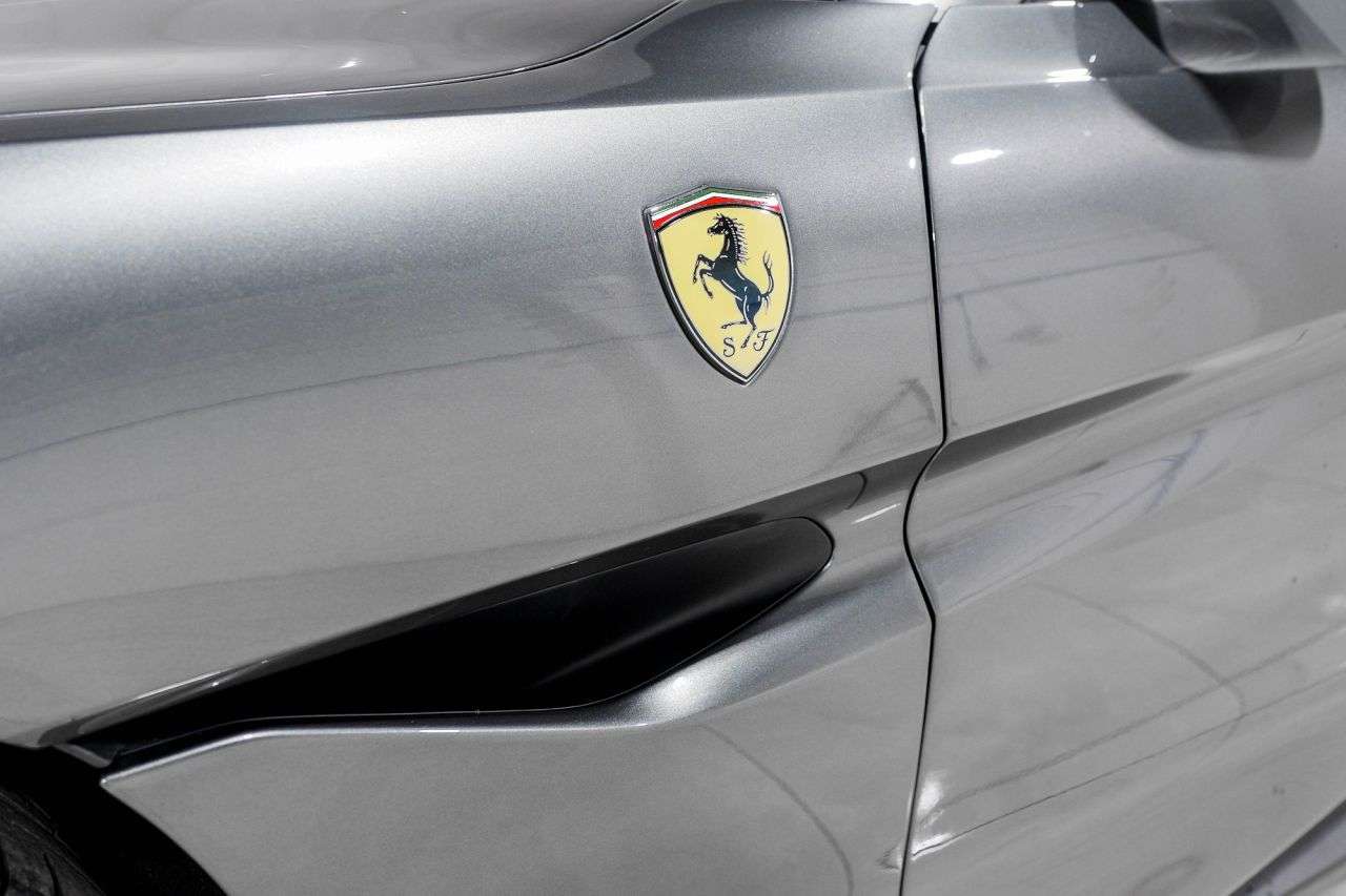 2019 FERRARI PORTOFINO 2019 FERRARI PORTOFINO
