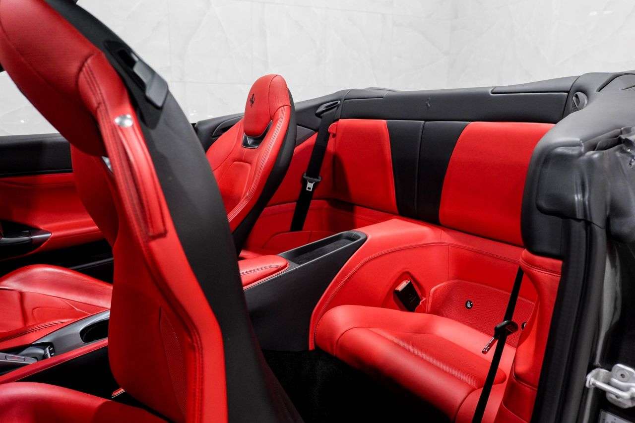 2019 FERRARI PORTOFINO 2019 FERRARI PORTOFINO