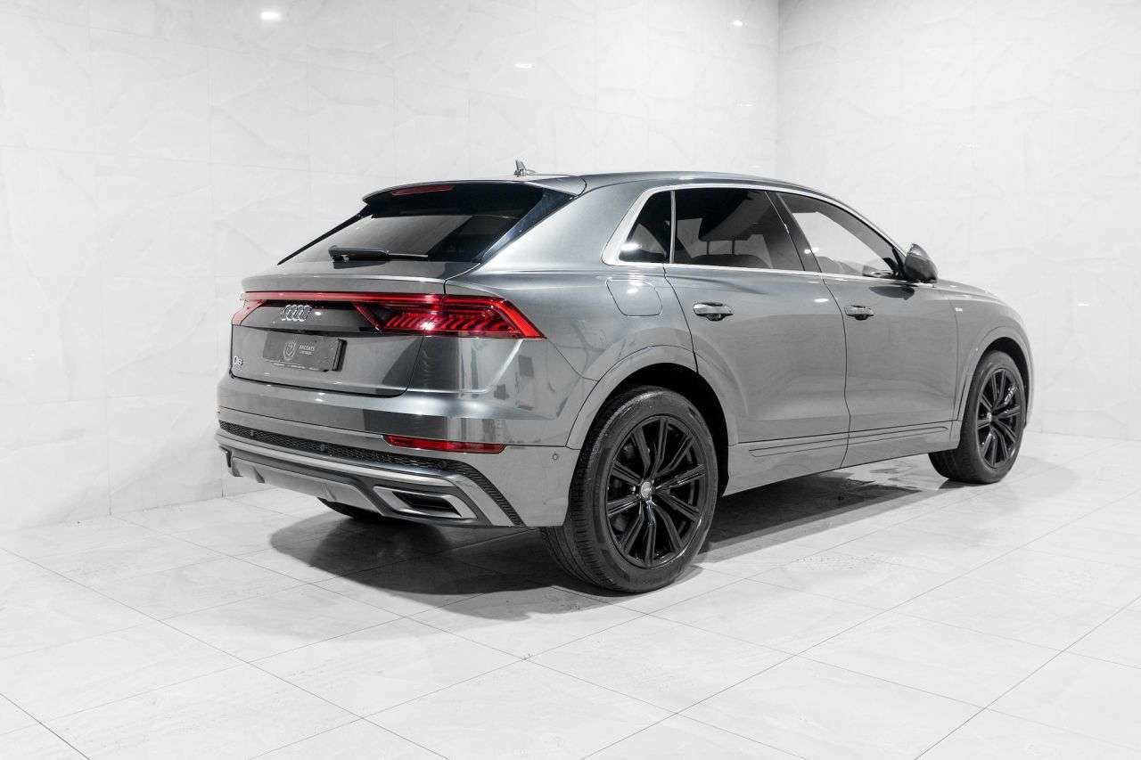 2019 AUDI Q8 2019 AUDI Q8