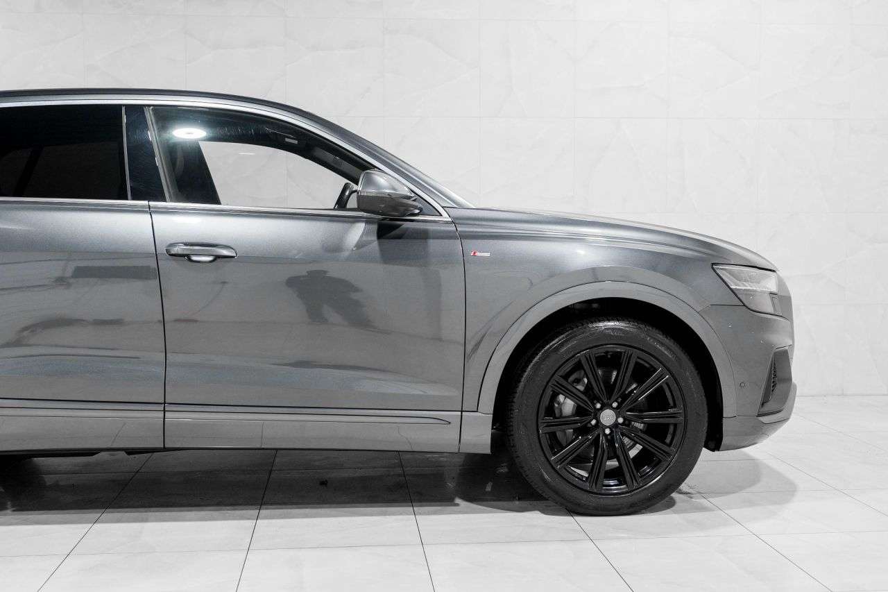 2019 AUDI Q8 2019 AUDI Q8