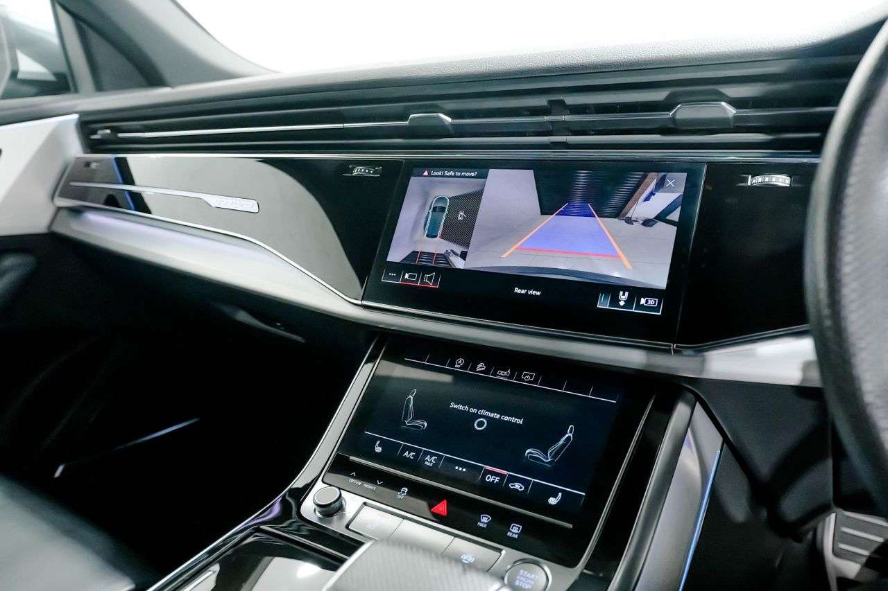 2019 AUDI Q8 2019 AUDI Q8