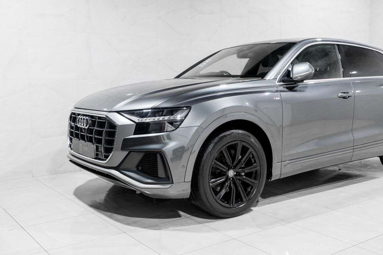 2019 AUDI Q8 2019 AUDI Q8