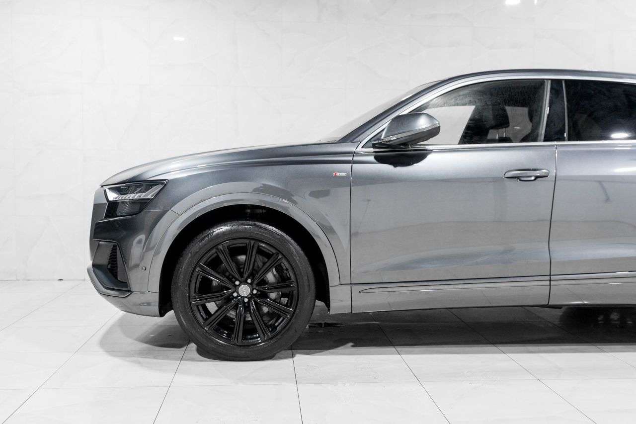 2019 AUDI Q8 2019 AUDI Q8