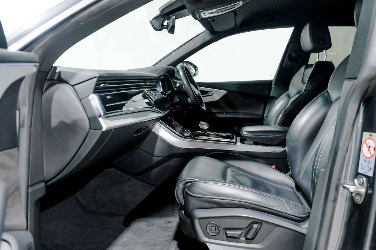 2019 AUDI Q8 2019 AUDI Q8