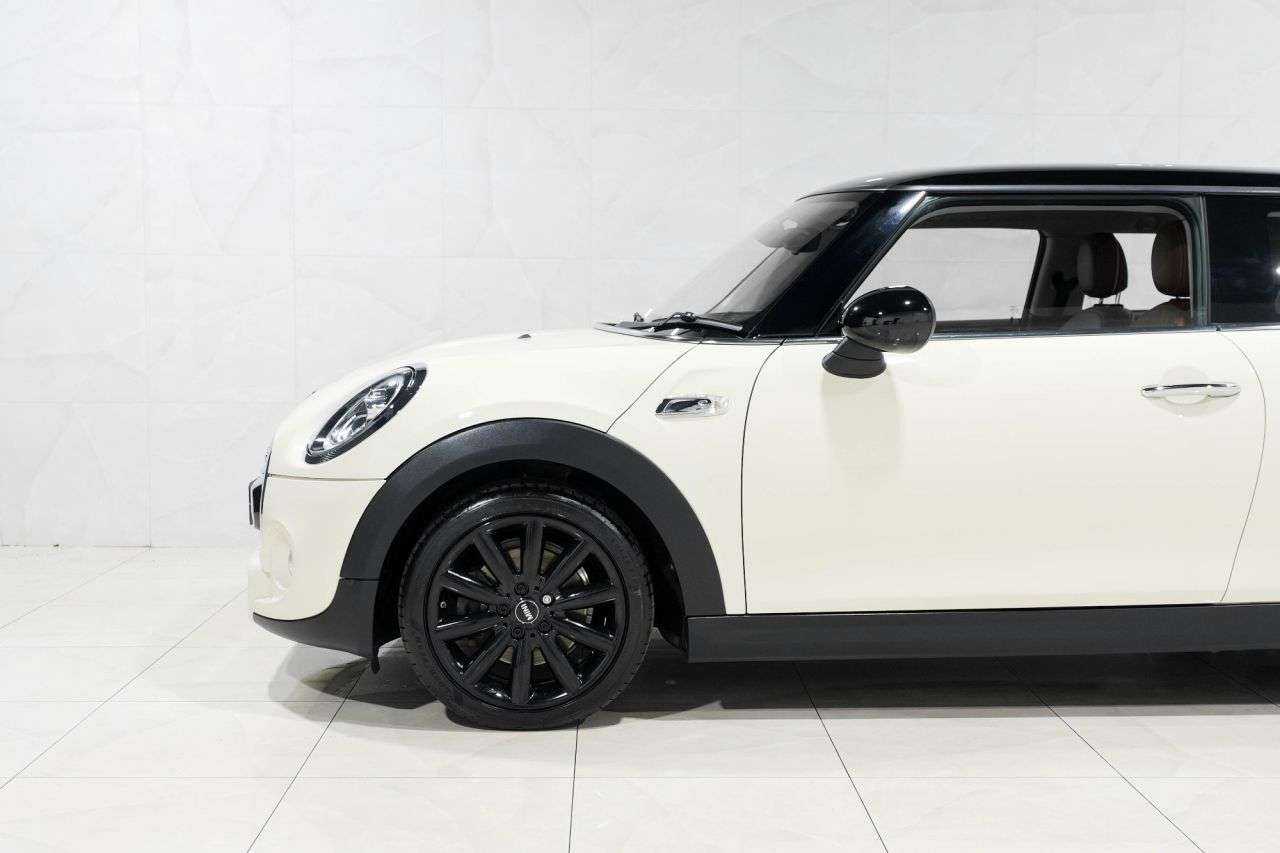 2018 MINI HATCH 2018 MINI HATCH