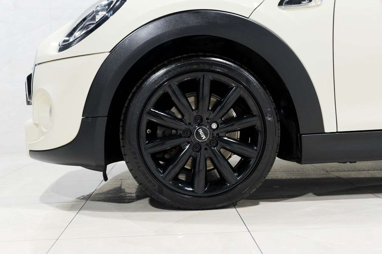 2018 MINI HATCH 2018 MINI HATCH