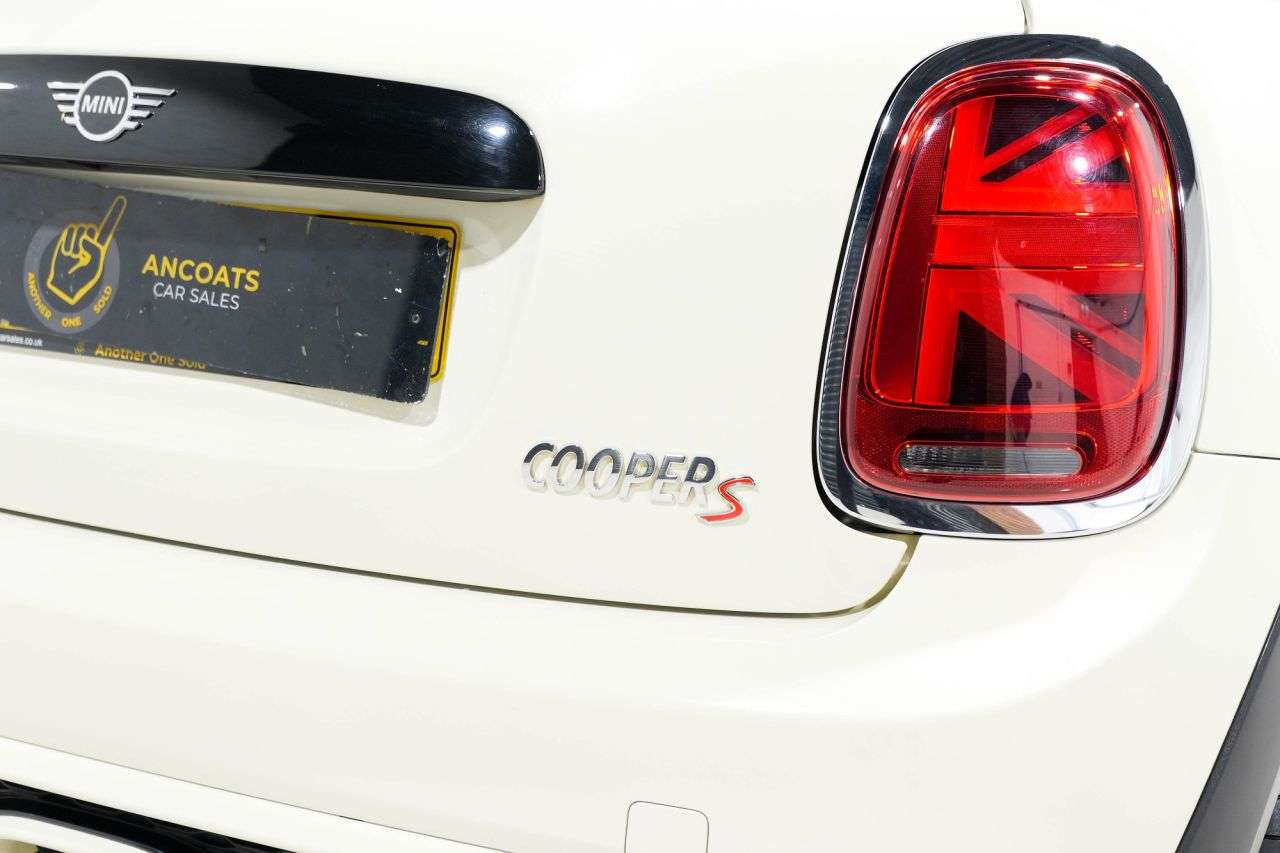 2018 MINI HATCH 2018 MINI HATCH