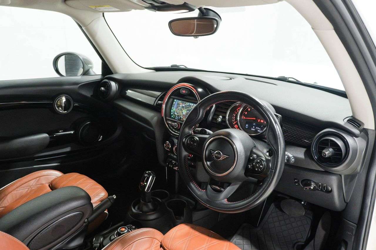 2018 MINI HATCH 2018 MINI HATCH