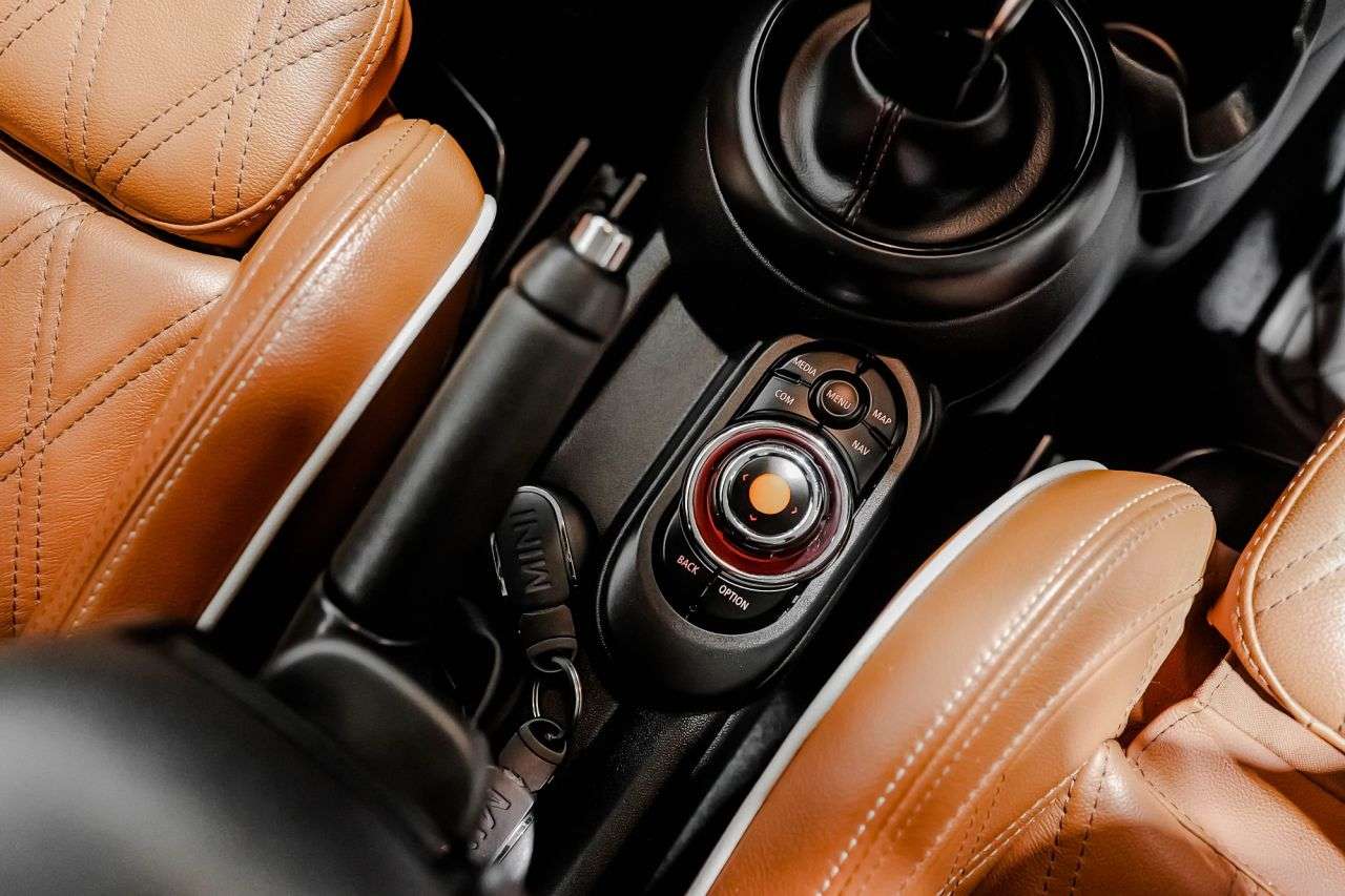 2018 MINI HATCH 2018 MINI HATCH