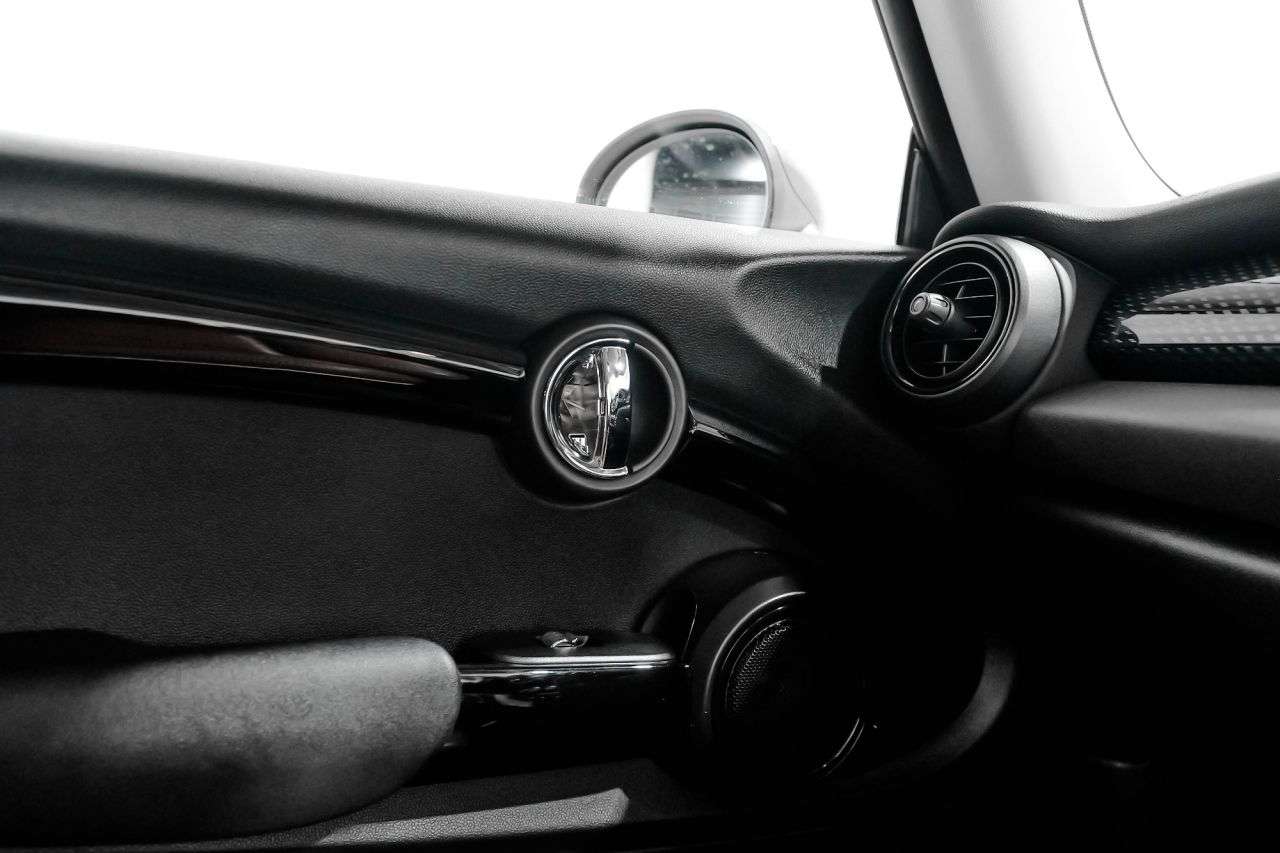 2018 MINI HATCH 2018 MINI HATCH