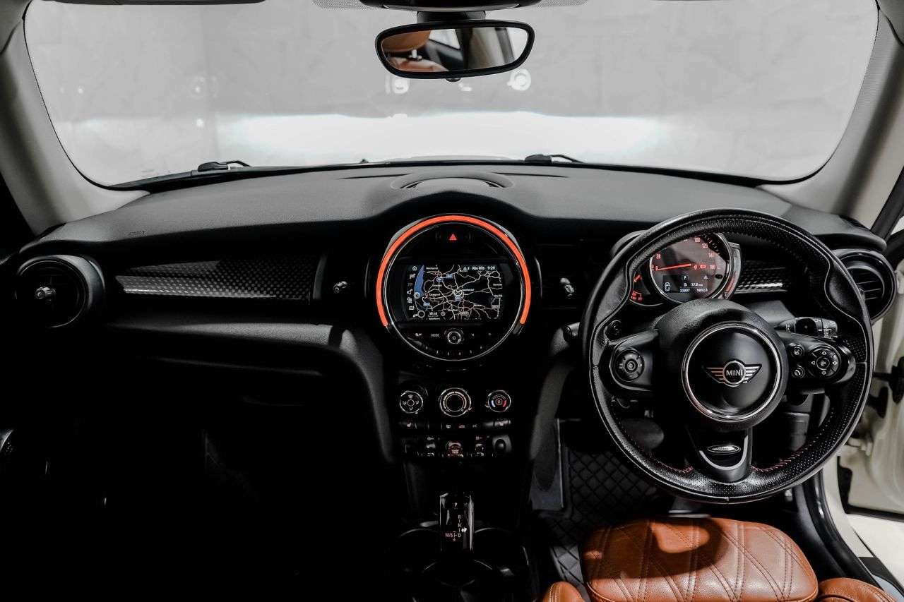 2018 MINI HATCH 2018 MINI HATCH