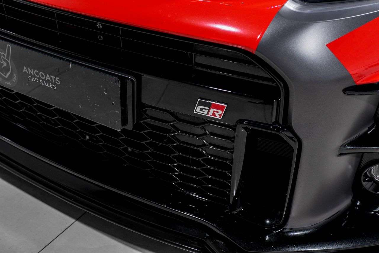 null TOYOTA YARIS null TOYOTA YARIS