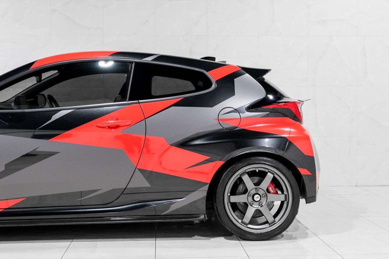 null TOYOTA YARIS null TOYOTA YARIS