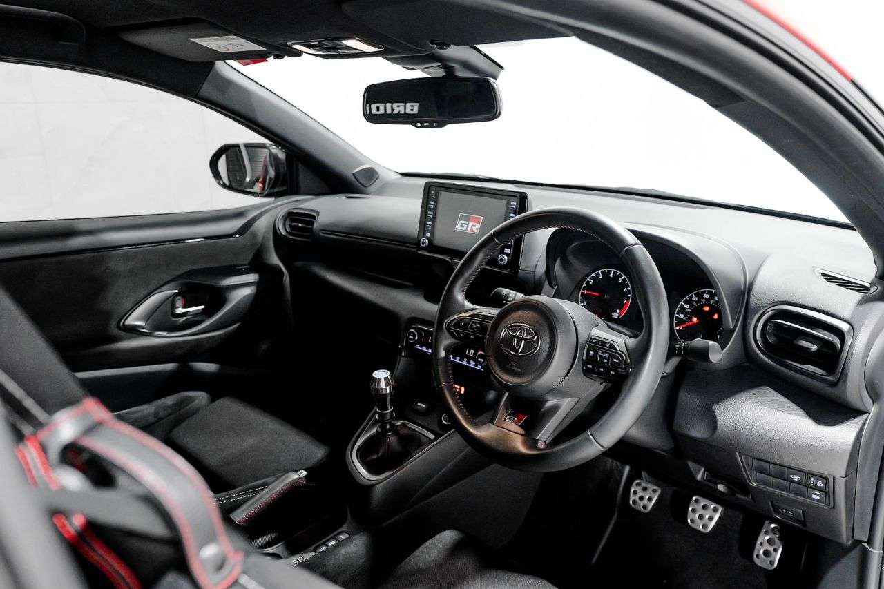 null TOYOTA YARIS null TOYOTA YARIS