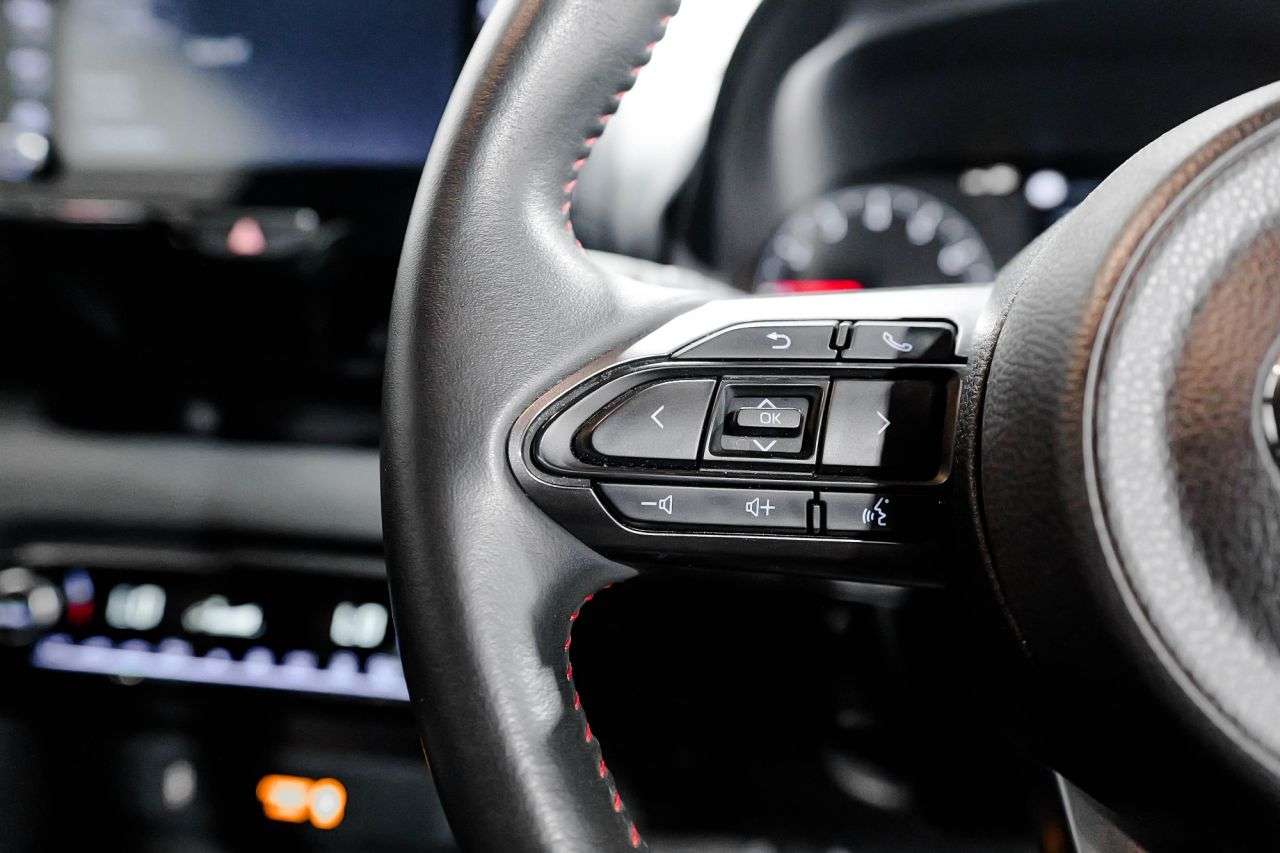 null TOYOTA YARIS null TOYOTA YARIS