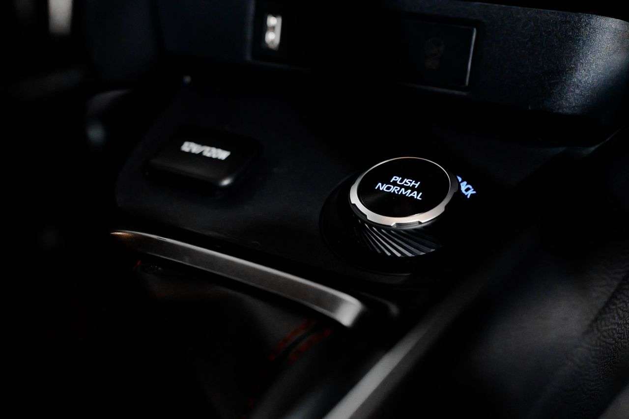 null TOYOTA YARIS null TOYOTA YARIS