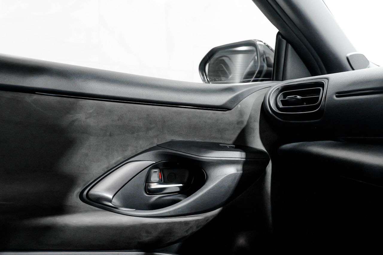 null TOYOTA YARIS null TOYOTA YARIS