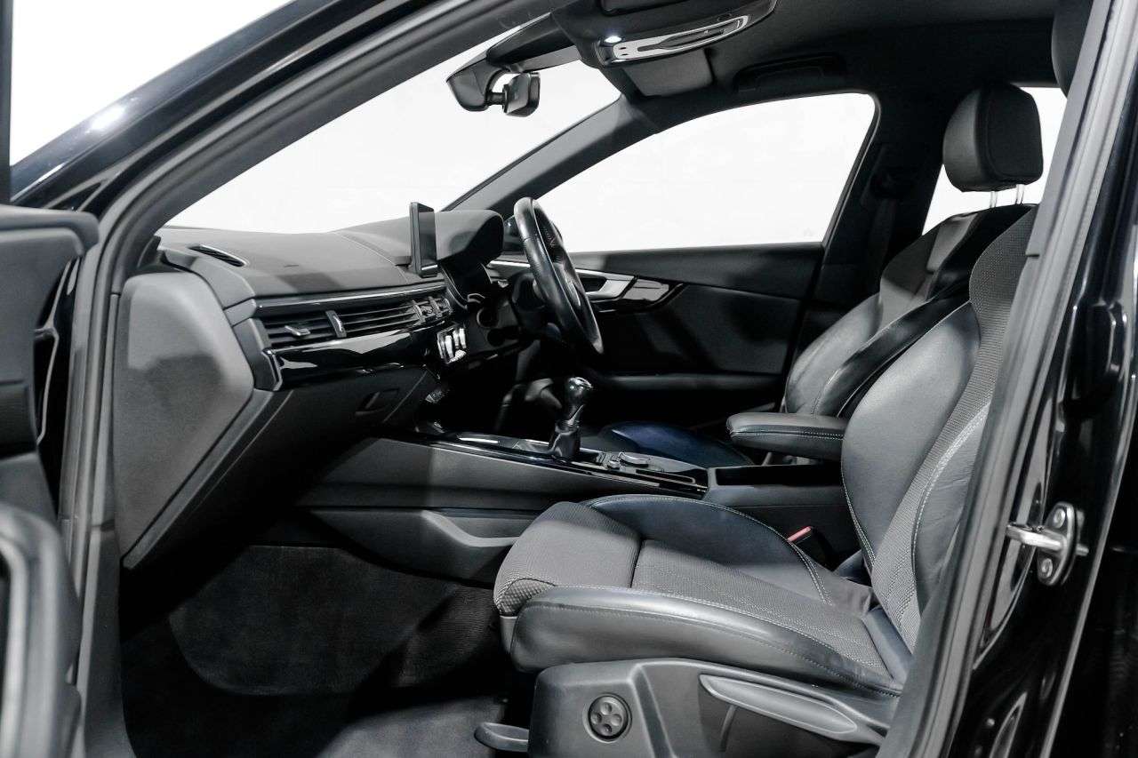 2017 AUDI A4 2017 AUDI A4