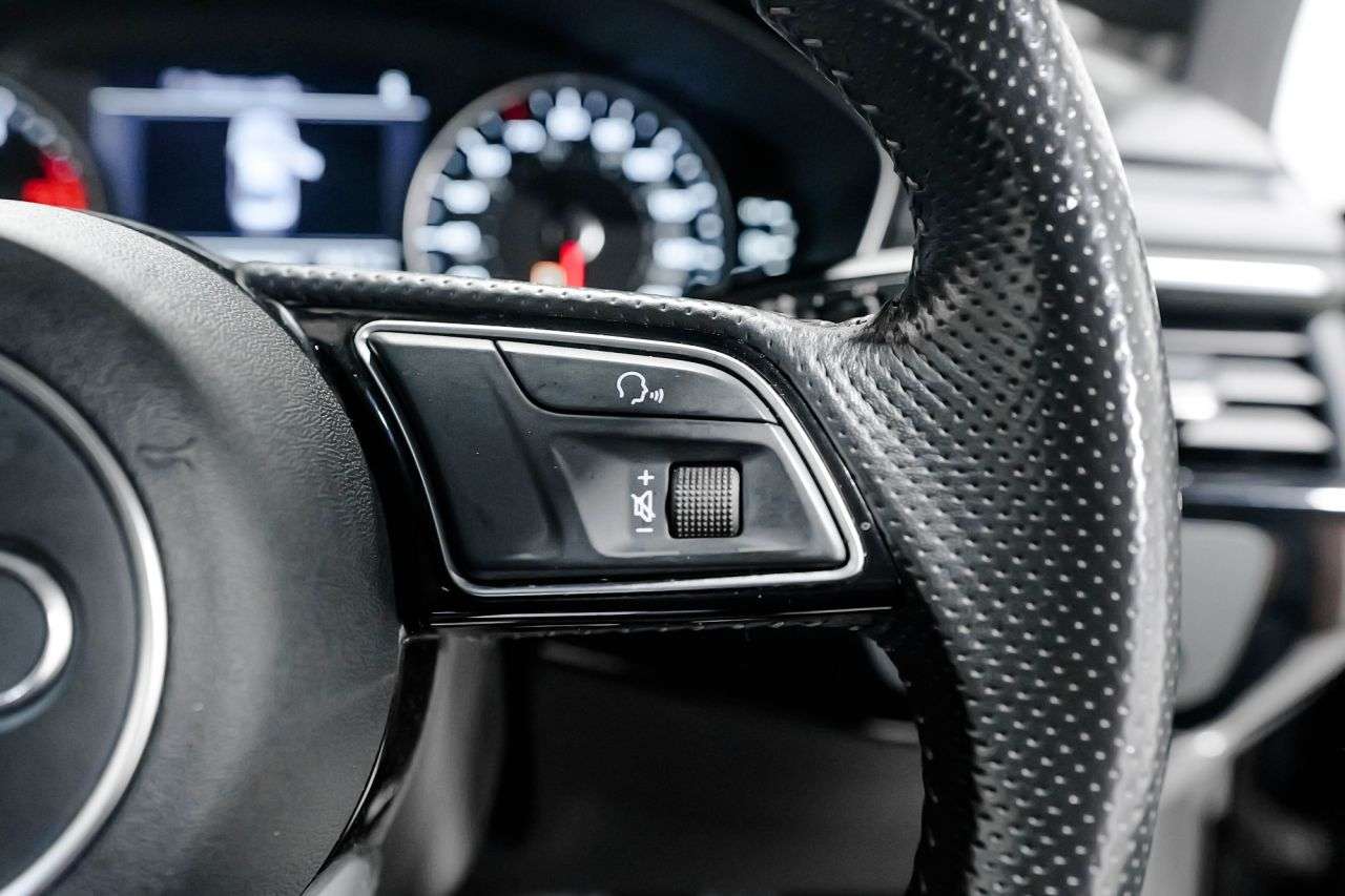 2017 AUDI A4 2017 AUDI A4