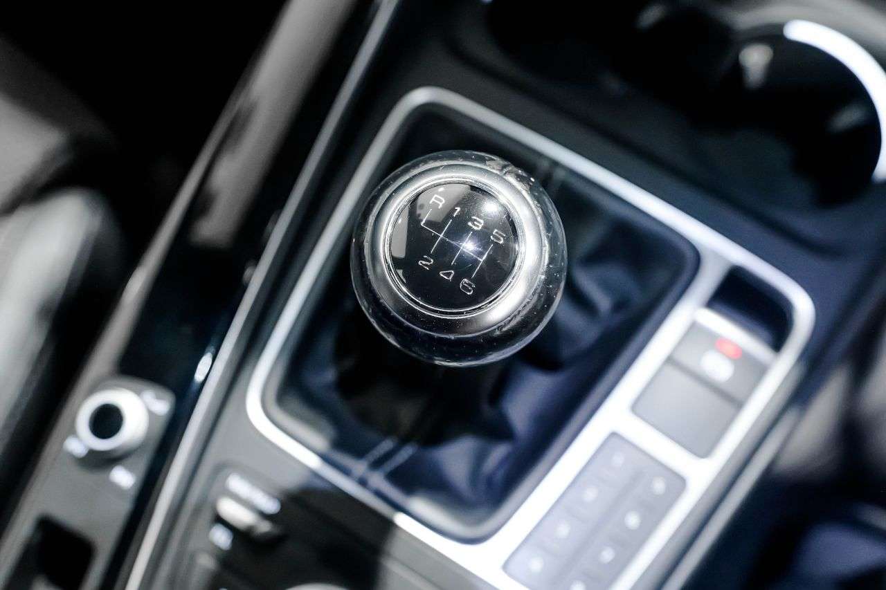 2017 AUDI A4 2017 AUDI A4