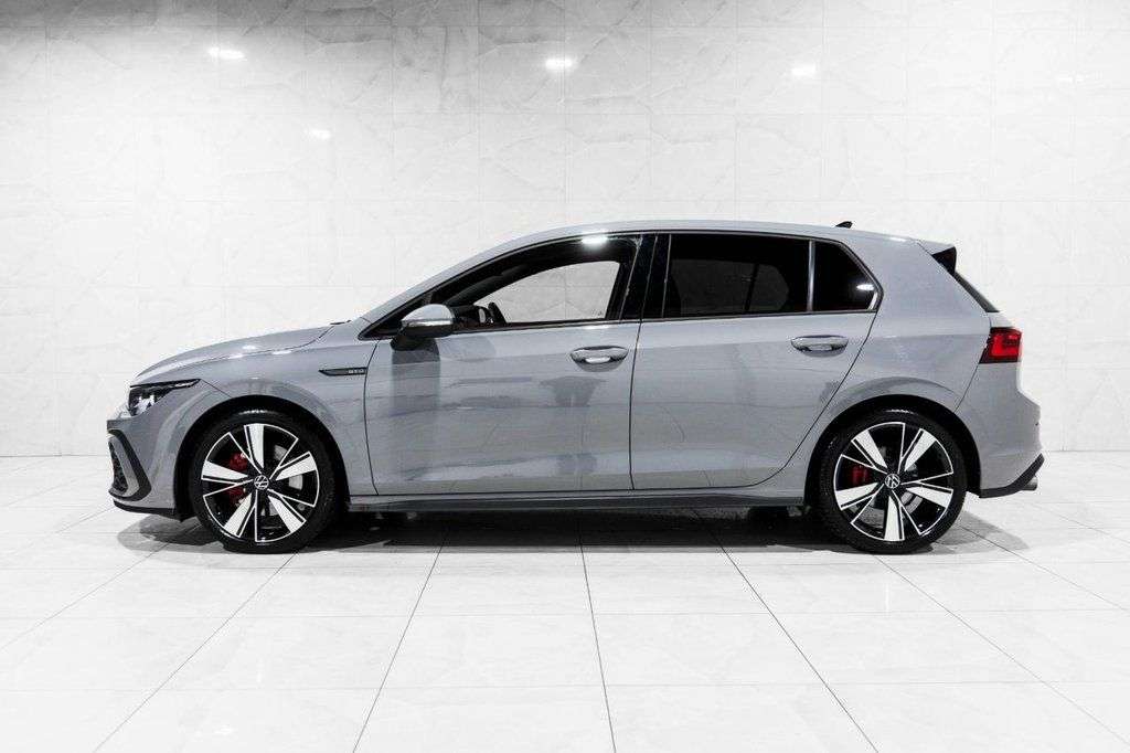 2022 VOLKSWAGEN GOLF 2022 VOLKSWAGEN GOLF