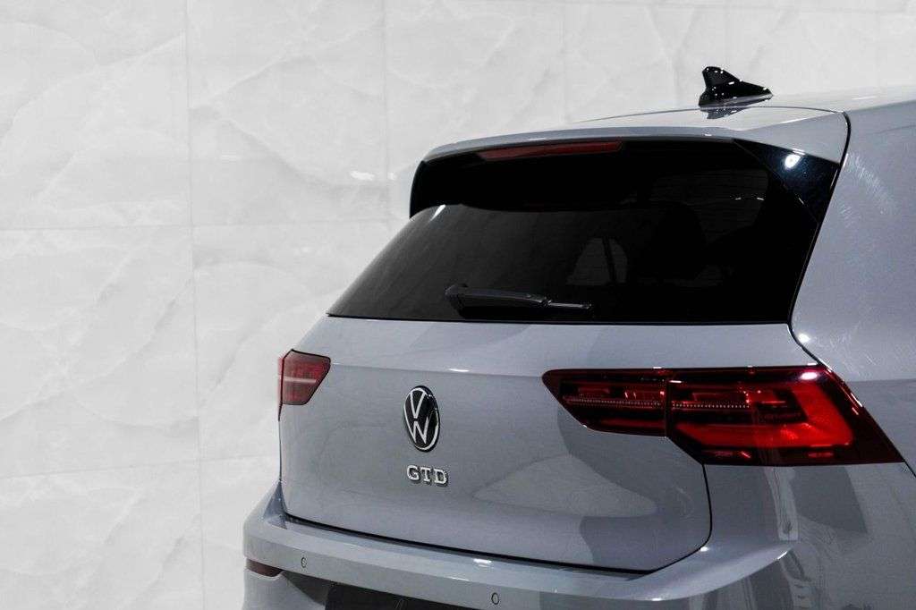 2022 VOLKSWAGEN GOLF 2022 VOLKSWAGEN GOLF