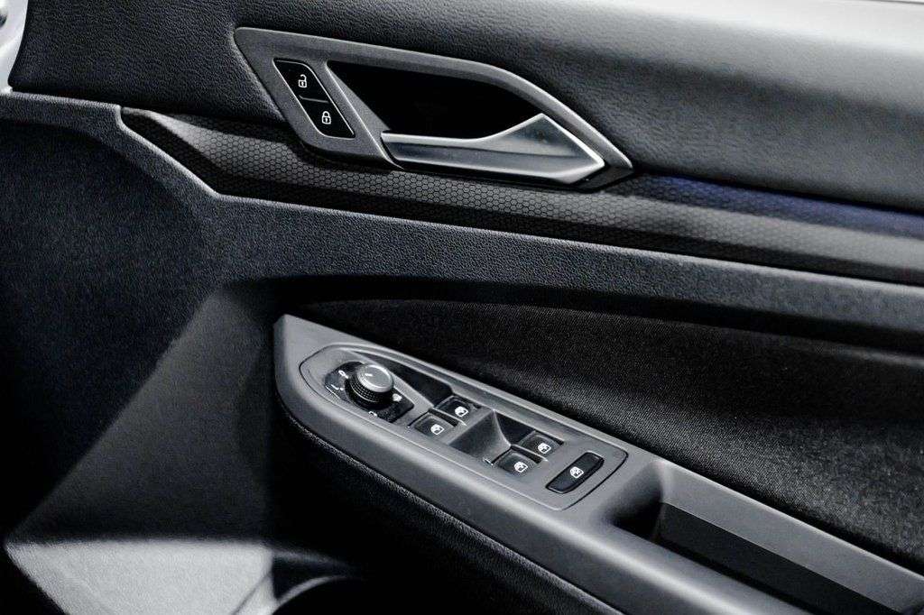 2022 VOLKSWAGEN GOLF 2022 VOLKSWAGEN GOLF