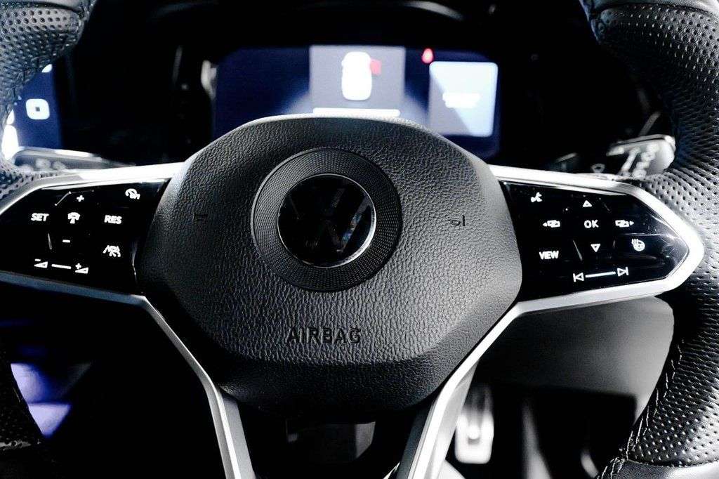 2022 VOLKSWAGEN GOLF 2022 VOLKSWAGEN GOLF