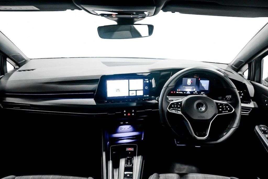 2022 VOLKSWAGEN GOLF 2022 VOLKSWAGEN GOLF